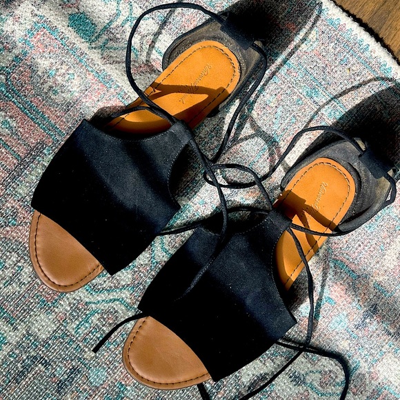 Universal Thread Tieup Sandals - Picture 1 of 1